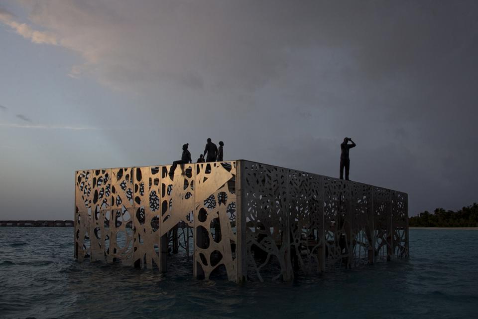 The Sculpture Coralarium. Sirru Fen Fushi, Maldives